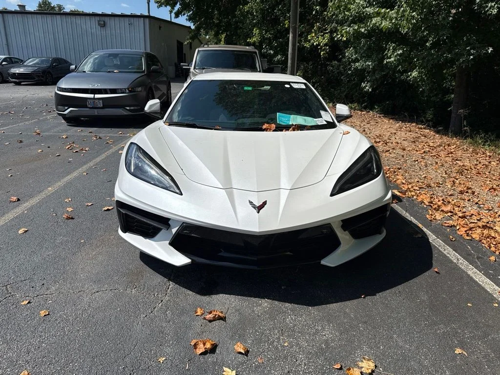 Used 2023 White Chevrolet Stingray image 2