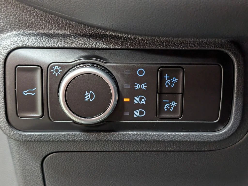 New 2026 Carbonized Gray Metallic Ford ST-Line image 9