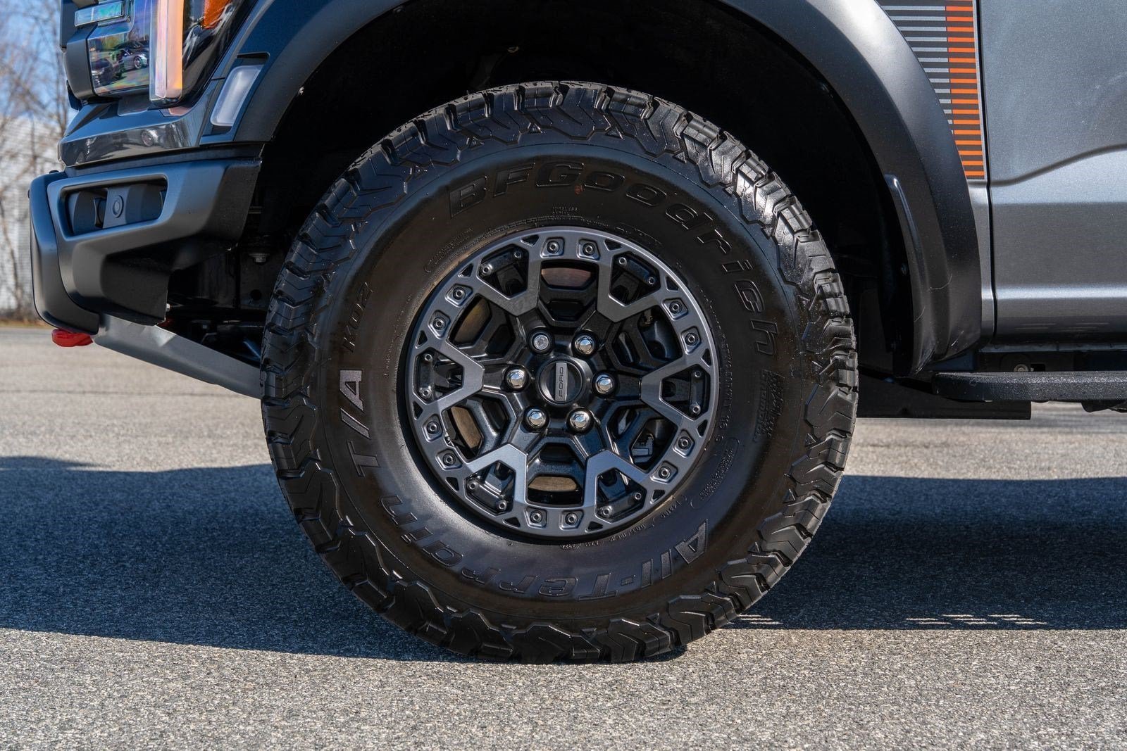 Used 2024 Carbonized Gray Metallic Ford Raptor R image 10