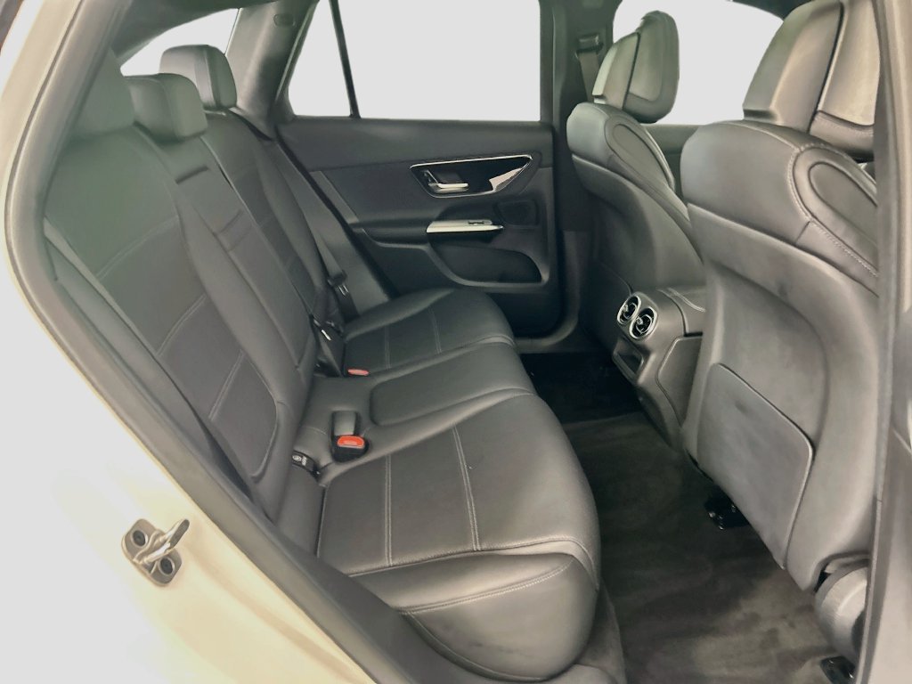 Certified Used 2026 Polar White Mercedes-Benz GLC 300 image 20