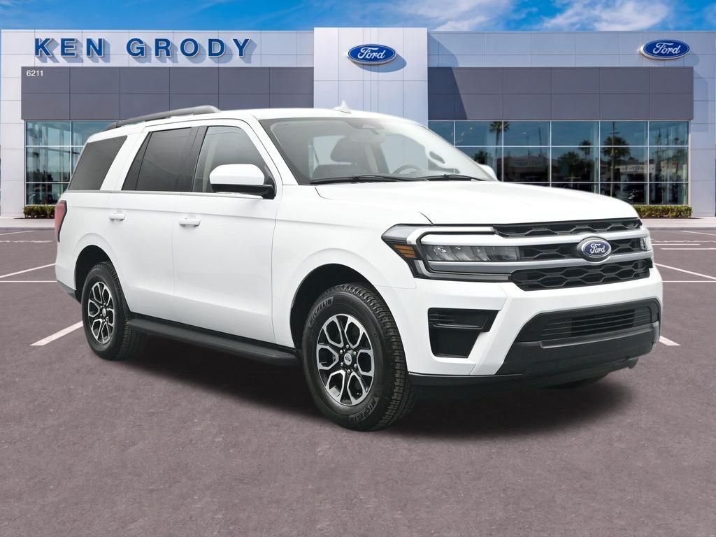 2024 Ford Expedition XLT's photo