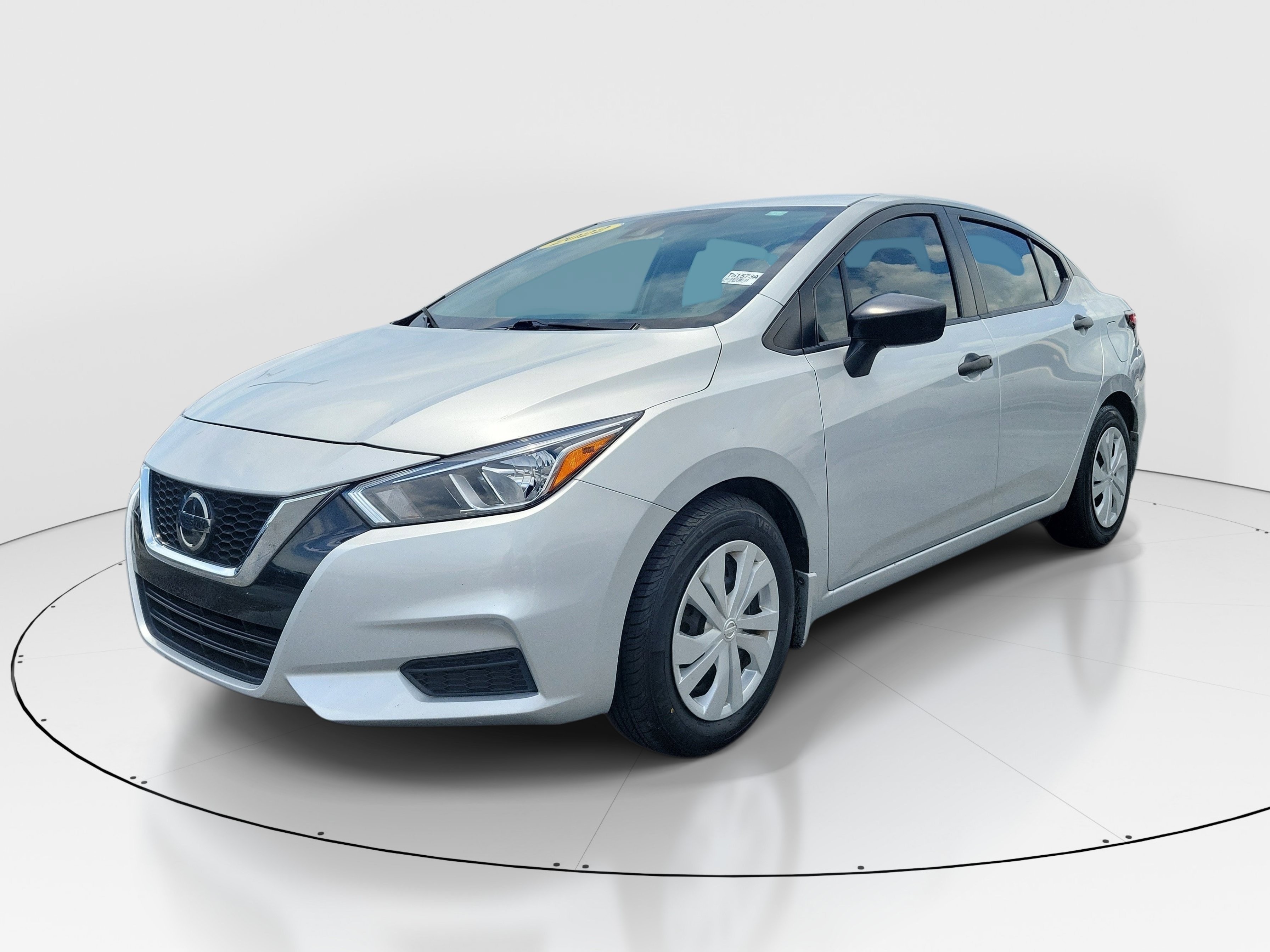 Used 2022 Brilliant Silver Metallic Nissan S image 3