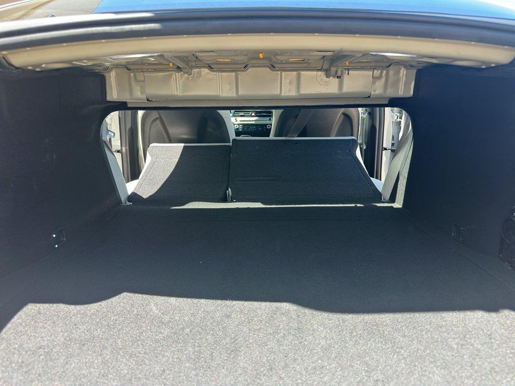 Used 2025  Genesis 2.5T image 36