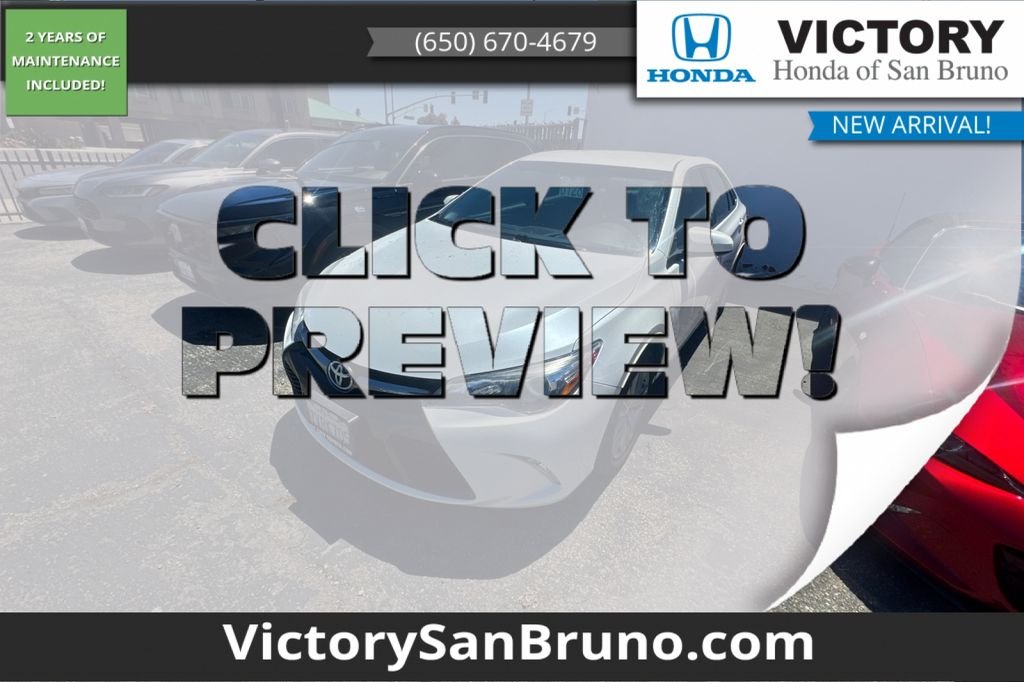 Used 2017 Blizzard Pearl Toyota SE image 1