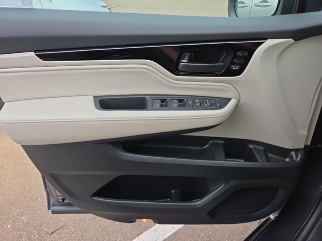 2026 Honda Odyssey Touring - Photo 10