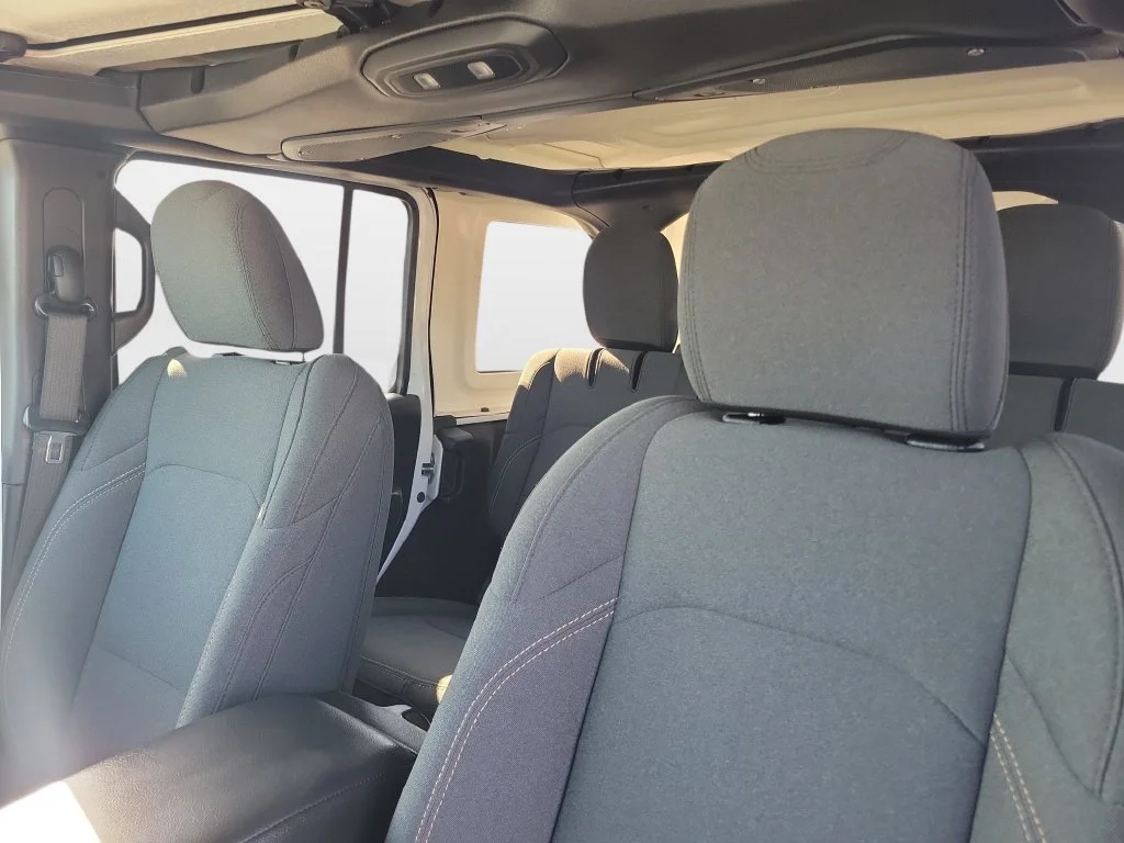 Certified Used 2025 White Jeep Willys 4xe image 12