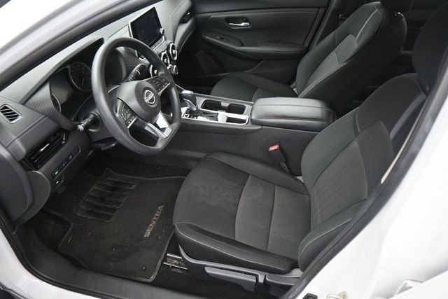 Used 2025 White Nissan SV image 21