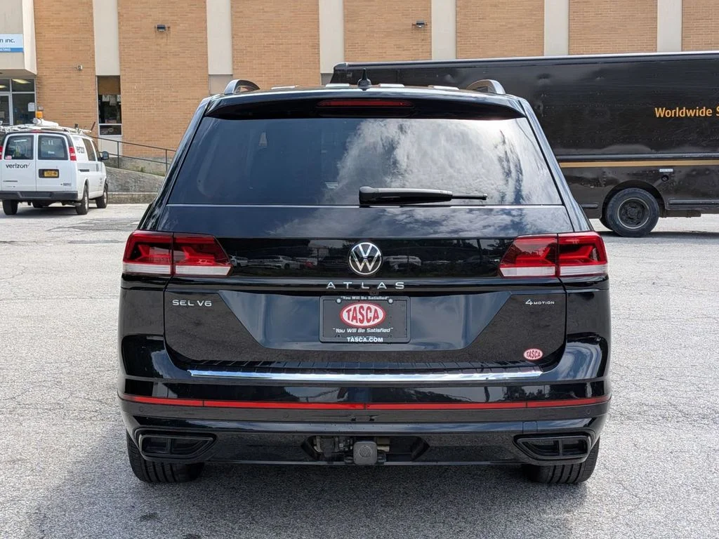Used 2023 Black Volkswagen 3.6L V6 SEL R-Line image 6