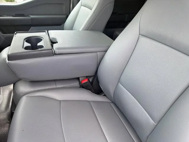 New 2026 Oxford White Ford F-350® XL image 34