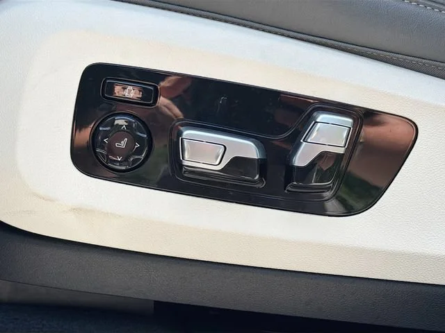 2024 BMW X7 ALPINA XB7 - Photo 27