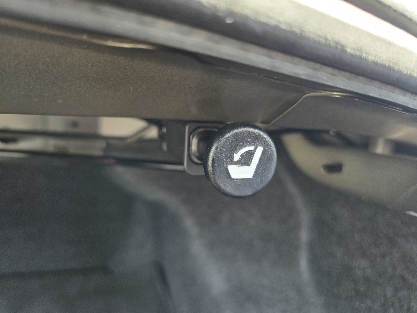 2024 Nissan Altima S - Photo 31