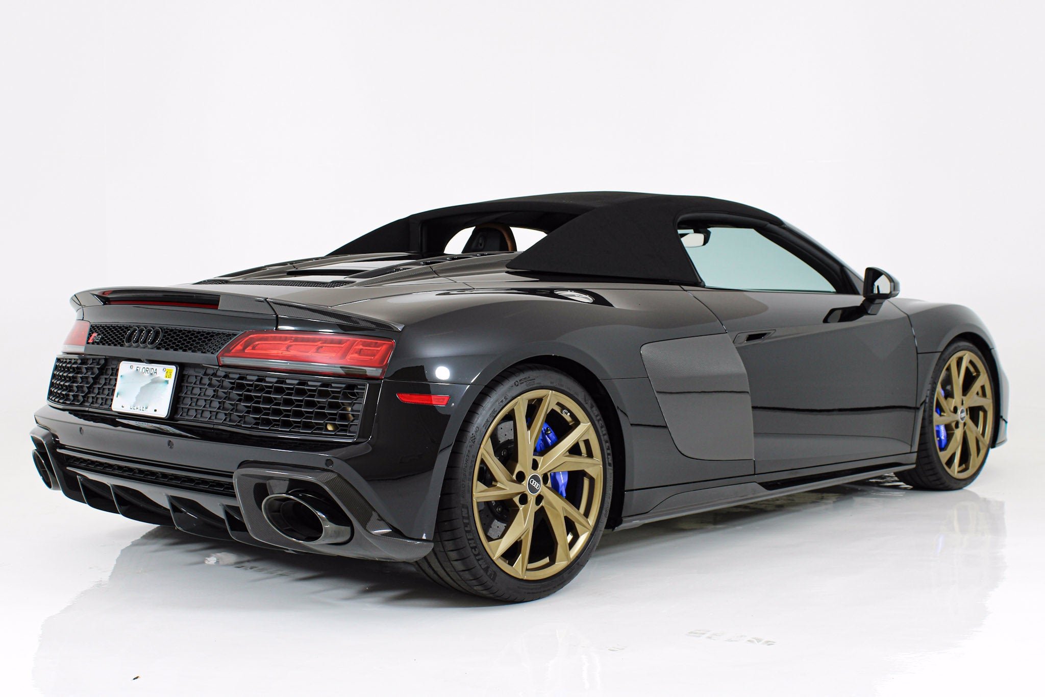 Used 2023 Black Audi V10 performance image 10