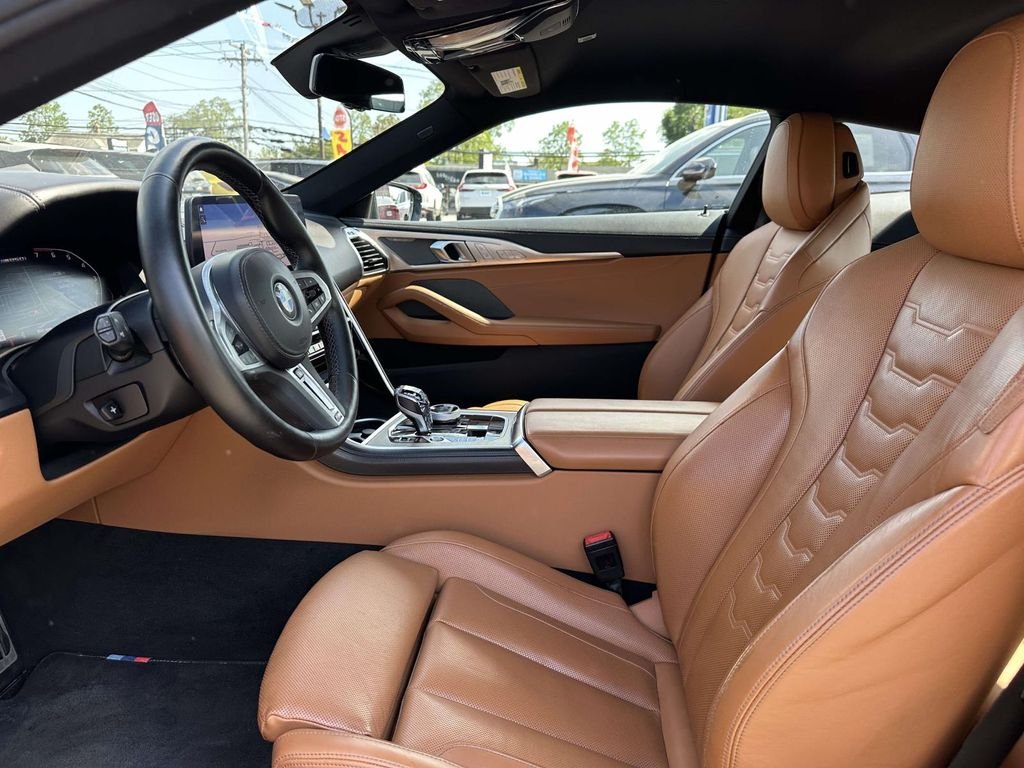2023 BMW 8 Series M850i - Photo 13