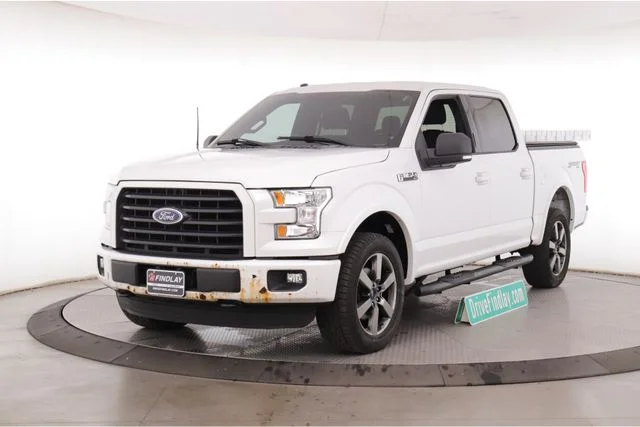 Used 2016 White Ford XLT image 10