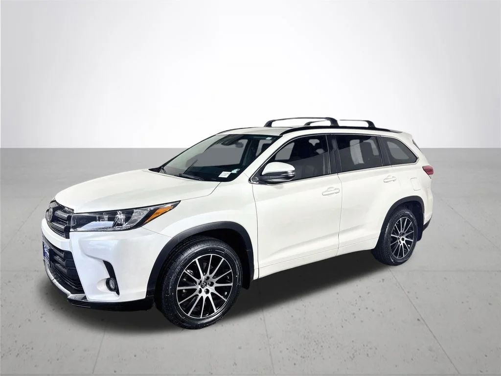 Used 2017 White Toyota SE image 2