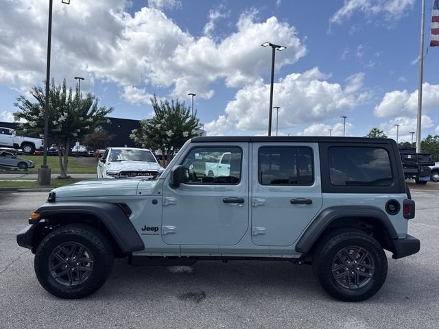 New 2026 White/off-white Jeep Sport S image 5