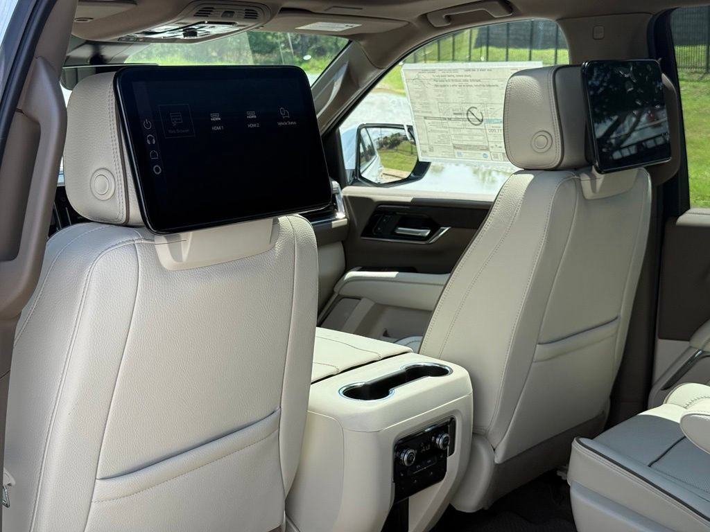 2026 GMC Yukon XL Denali - Photo 23