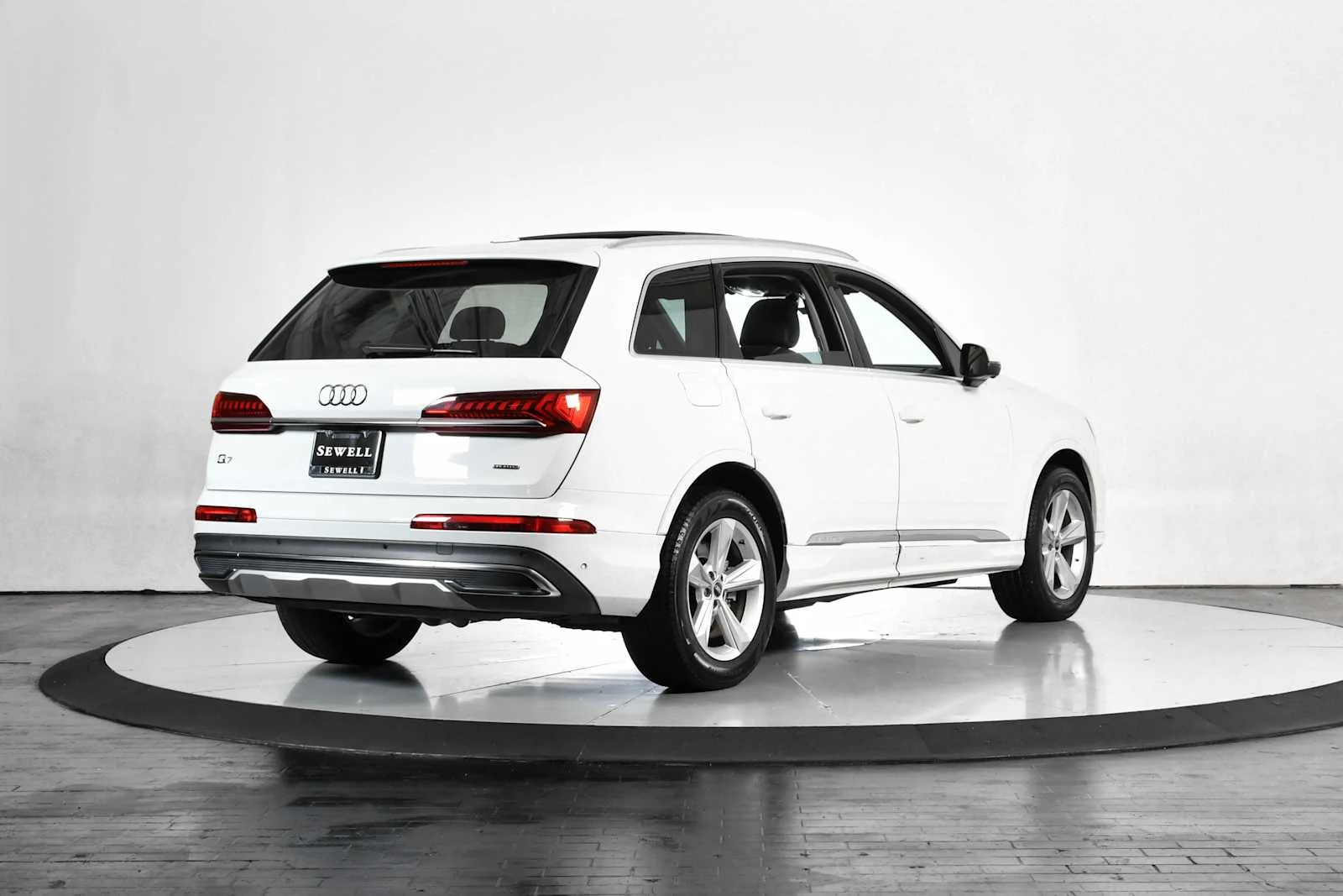 Used 2022 Glacier White Metallic Audi Premium image 6