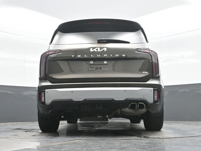 Used 2024 Green Kia SX-Prestige image 18