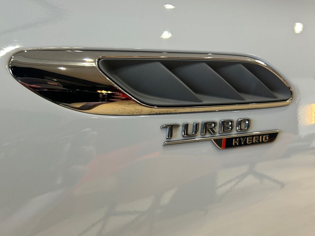 New 2027 MANUFAKTUR Alpine Grey Mercedes-Benz AMG® E 53 Hybrid Wagon image 27