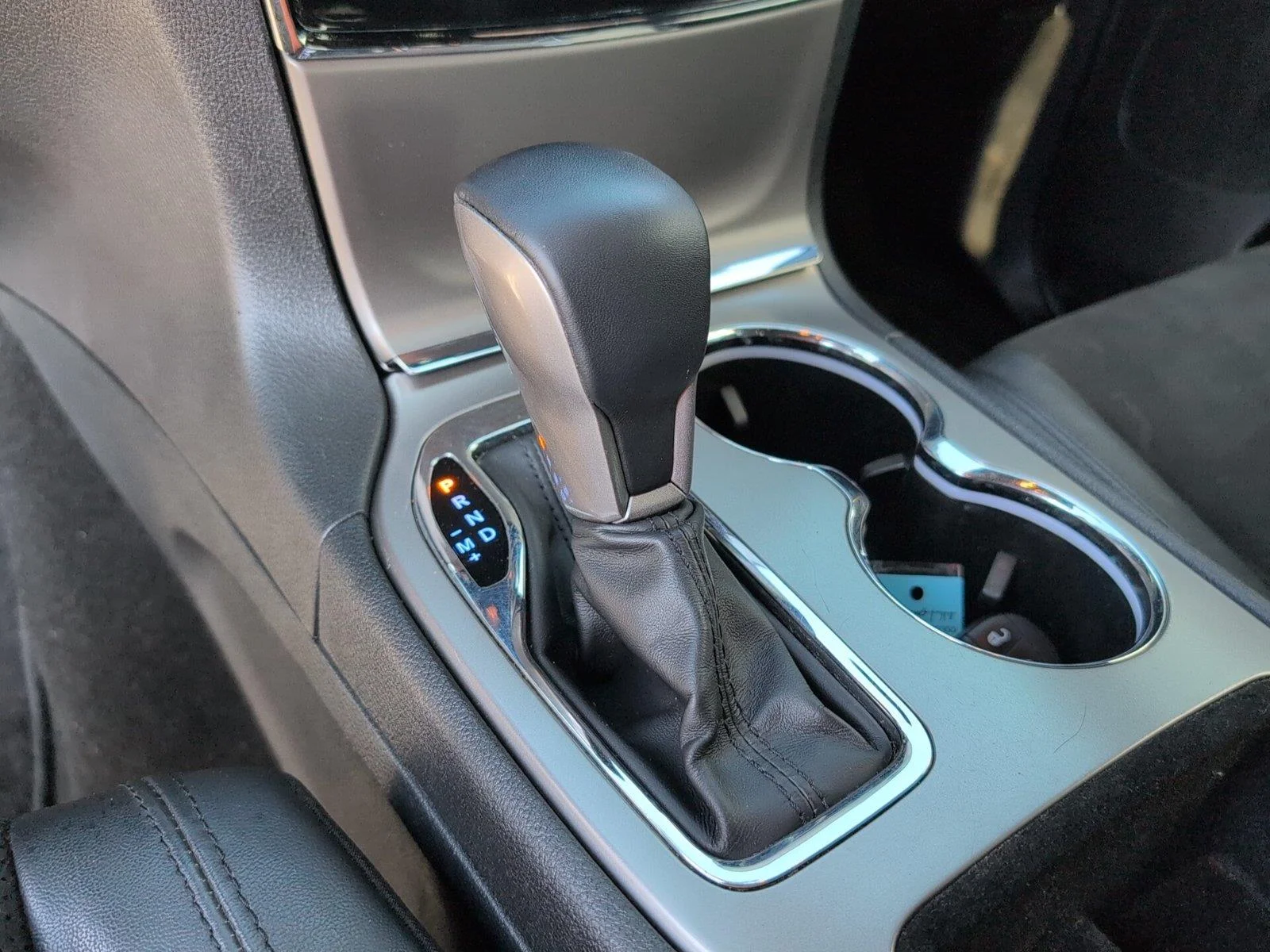Used 2022 Bright White Clearcoat Jeep Laredo X image 20