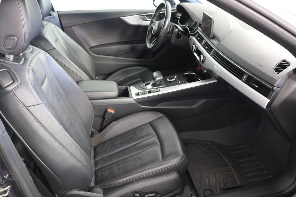Used 2018 Moonlight Blue Audi 2.0T Premium image 22