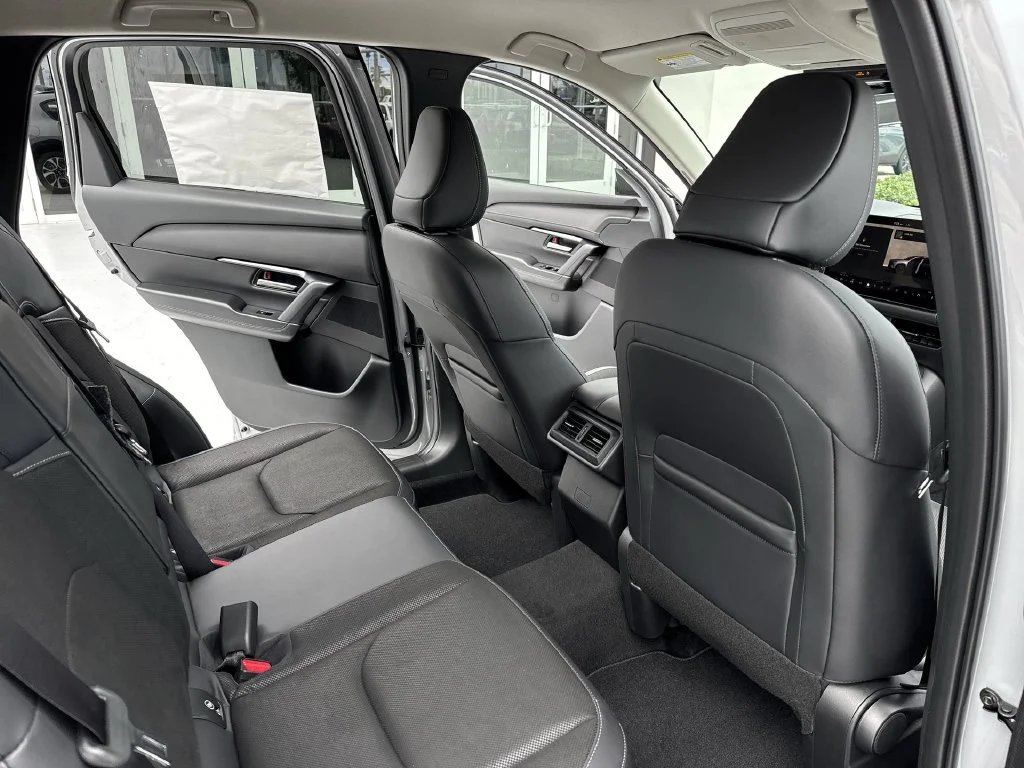New 2026 Gray Metallic Mazda 2.5 S Preferred AWD image 33