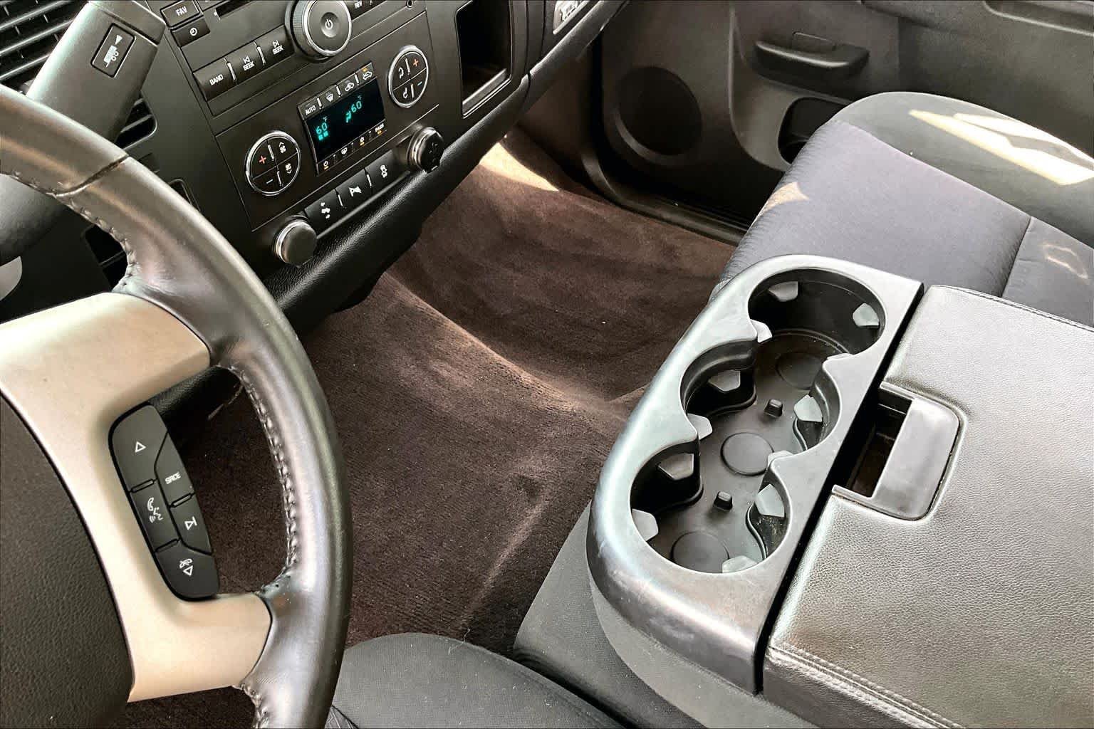 Used 2013 Fire Red GMC SLE image 16