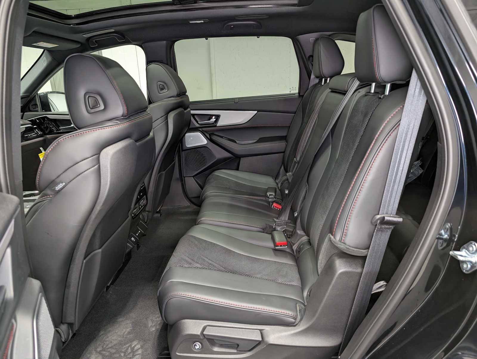 2026 Acura MDX A-Spec Package - Photo 19
