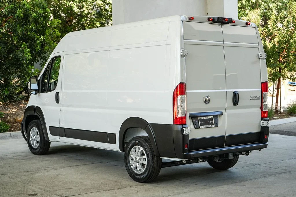 New 2026 Bright White Clear-Coat Exterior Paint RAM High Roof image 4