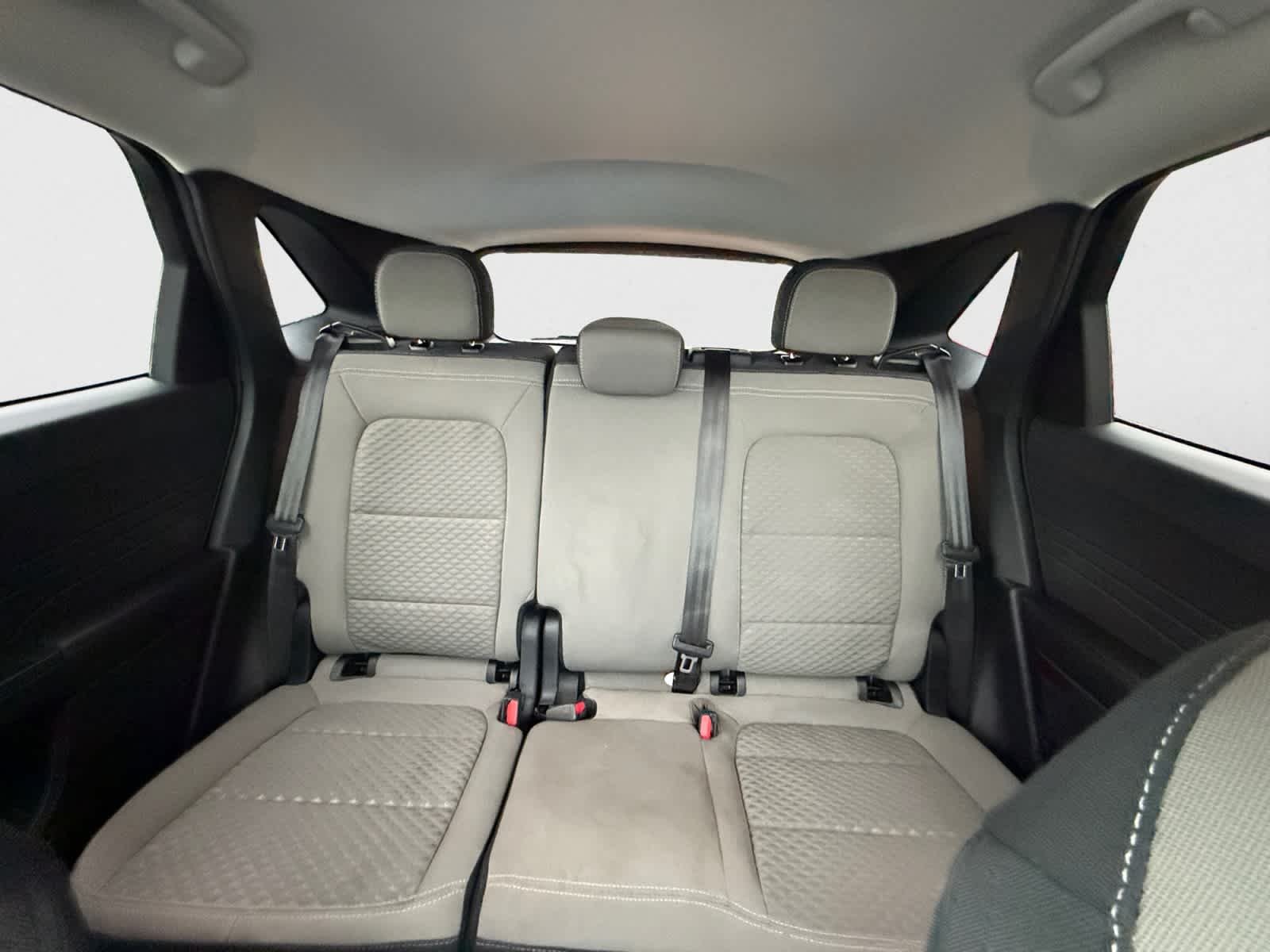 Used 2022 Star White Metallic Tri-Coat Ford SE image 22