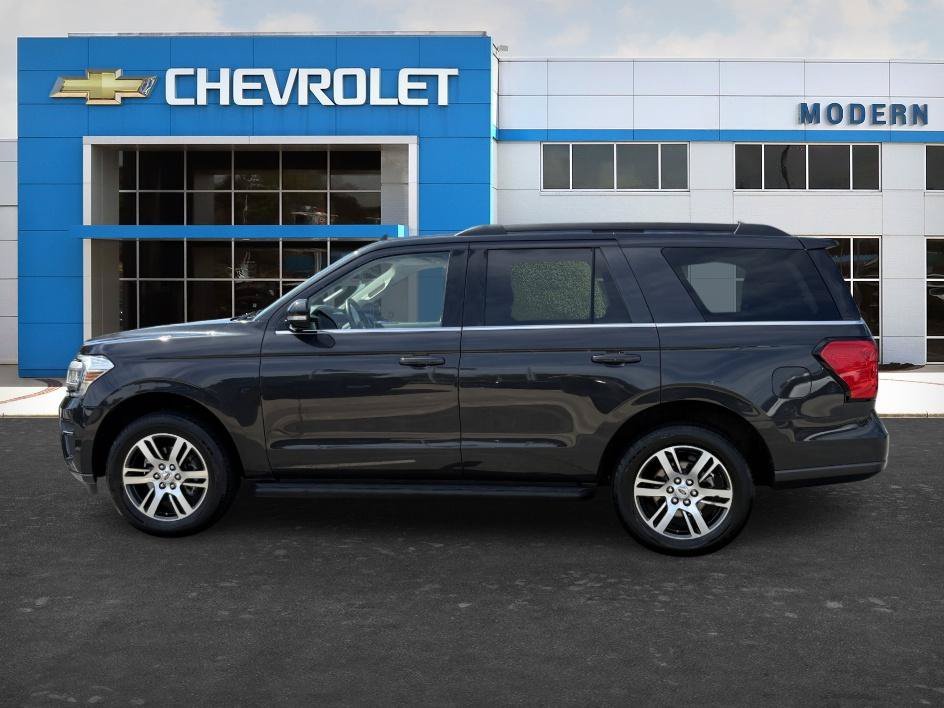 Used 2024 Gray Metallic Ford XLT image 2