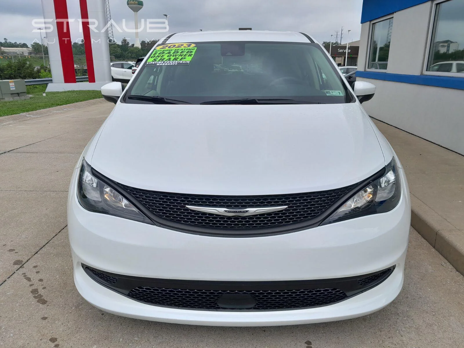 Used 2023 Bright White Clearcoat Chrysler LX image 4