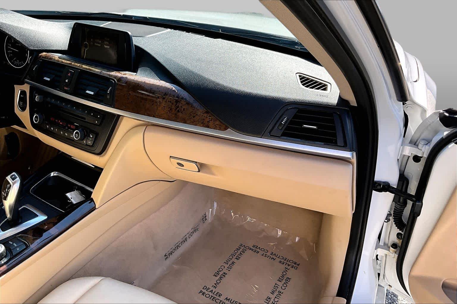 Used 2013 Alpine White BMW 328i xDrive image 19