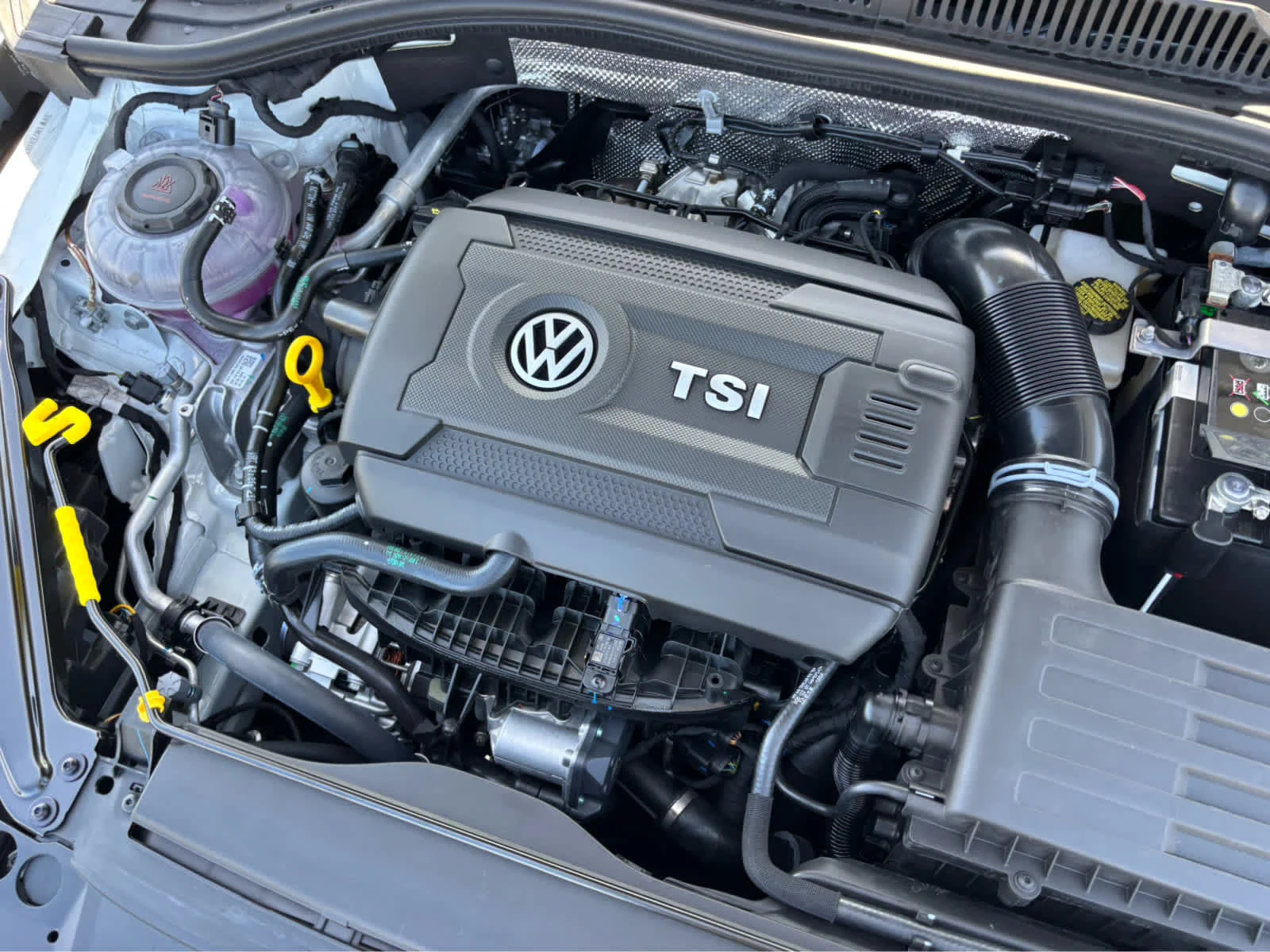 New 2026 PURE WHITE Volkswagen Autobahn image 26