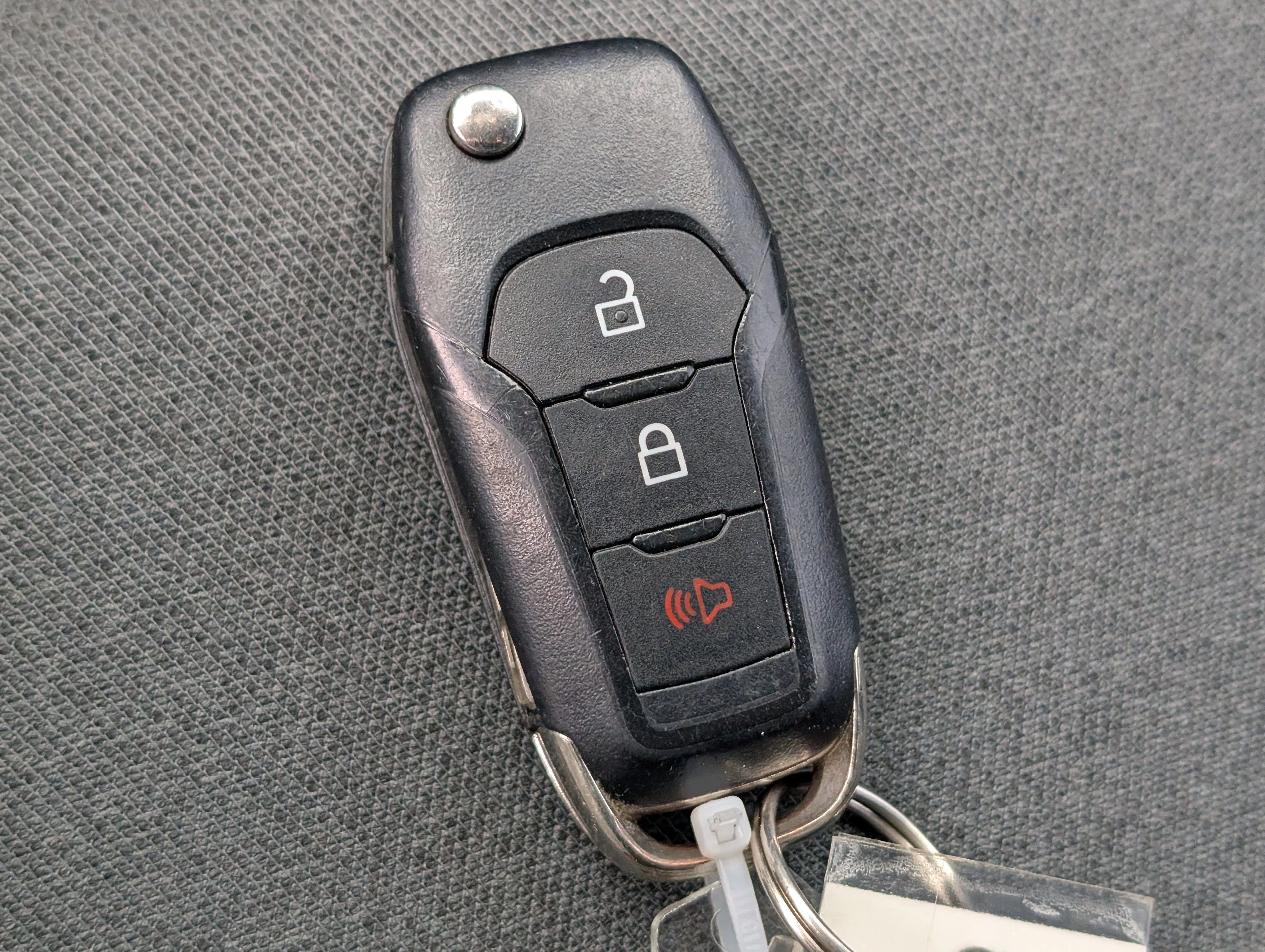 Used 2023 Gray Metallic Ford XLT image 31