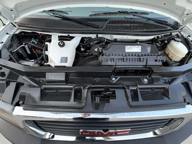 Used 2025 White GMC Work Van image 28