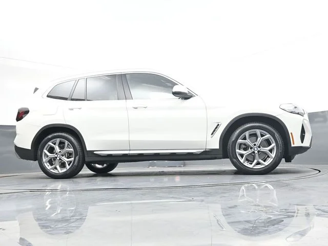 Used 2023 White BMW sDrive30i image 30