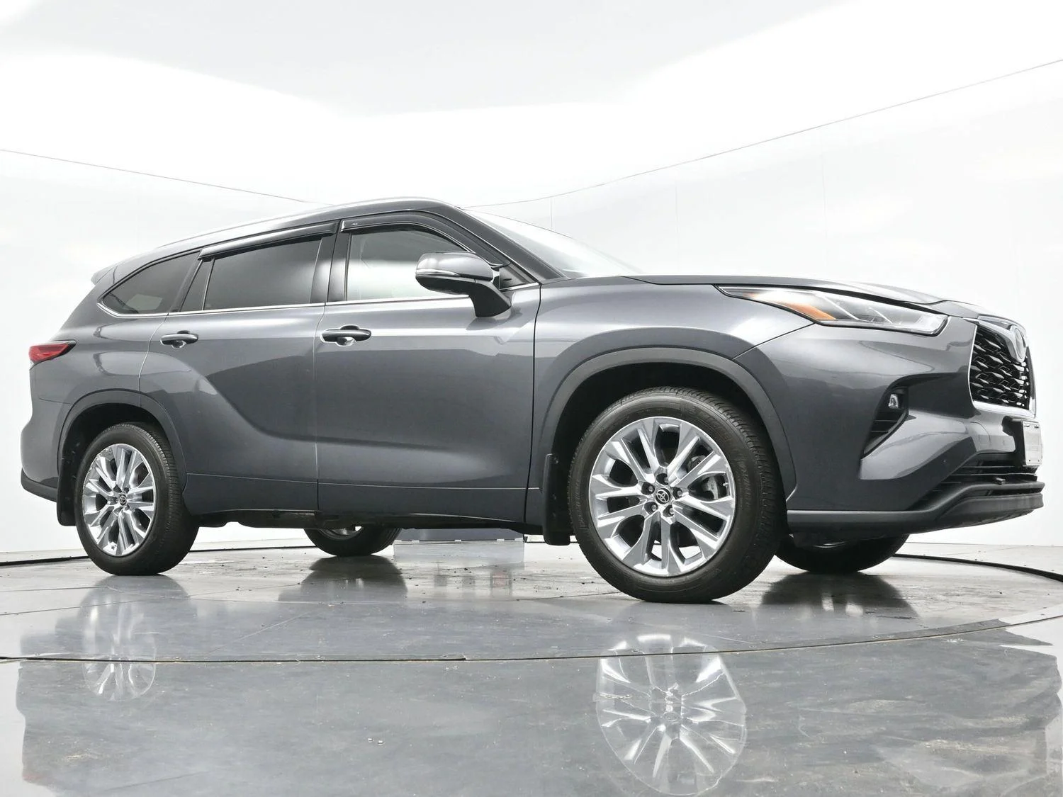 Used 2021 Magnetic Gray Metallic Toyota Limited image 44