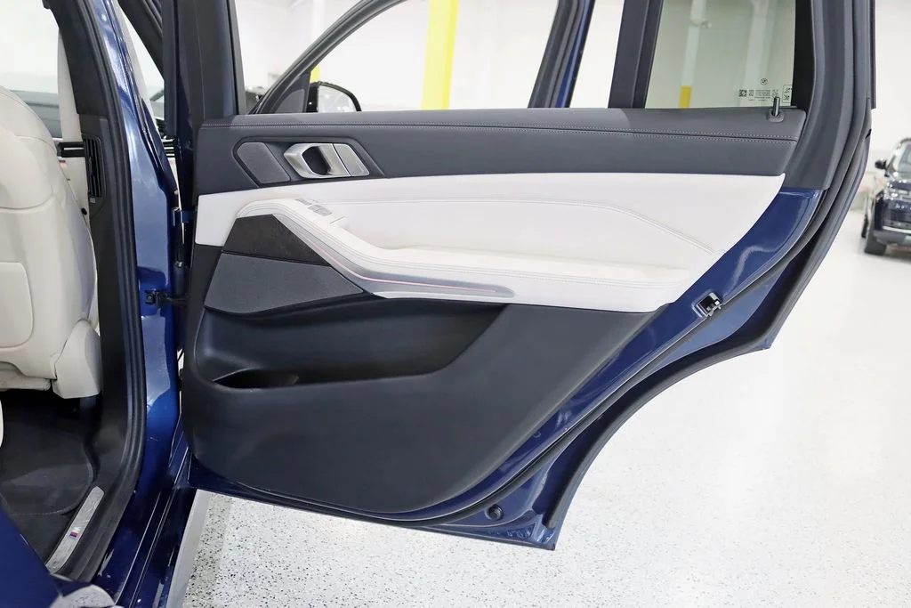 Used 2022 Blue BMW M50i image 42
