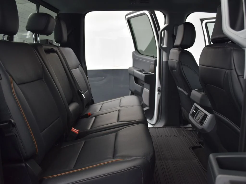 New 2026 Oxford White Ford F-250® Lariat® image 29