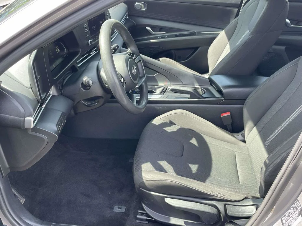 Certified Used 2024 Silver Hyundai SE image 11