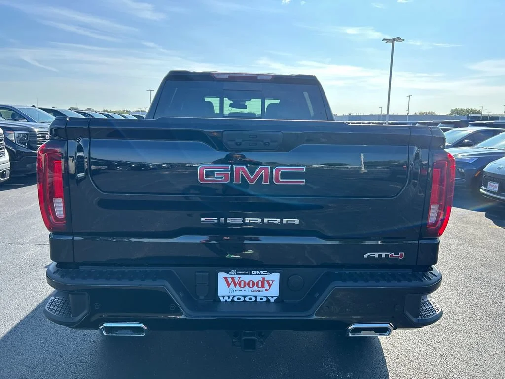 2026 GMC Sierra 1500 AT4 - Photo 8