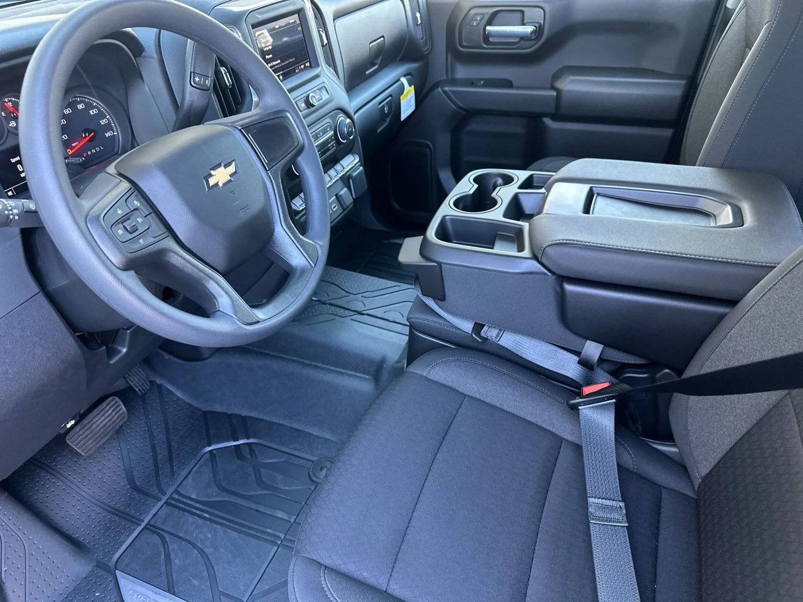 2026 Chevrolet Silverado 1500 Custom - Photo 10