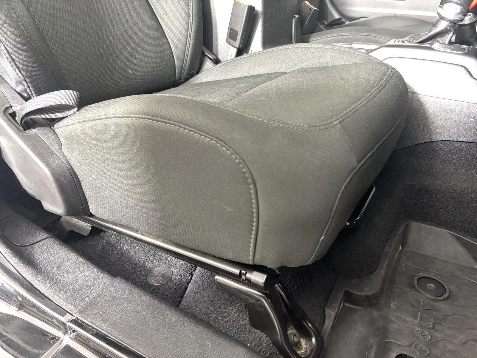 Used 2019 Black Clearcoat Jeep Sport Altitude image 23