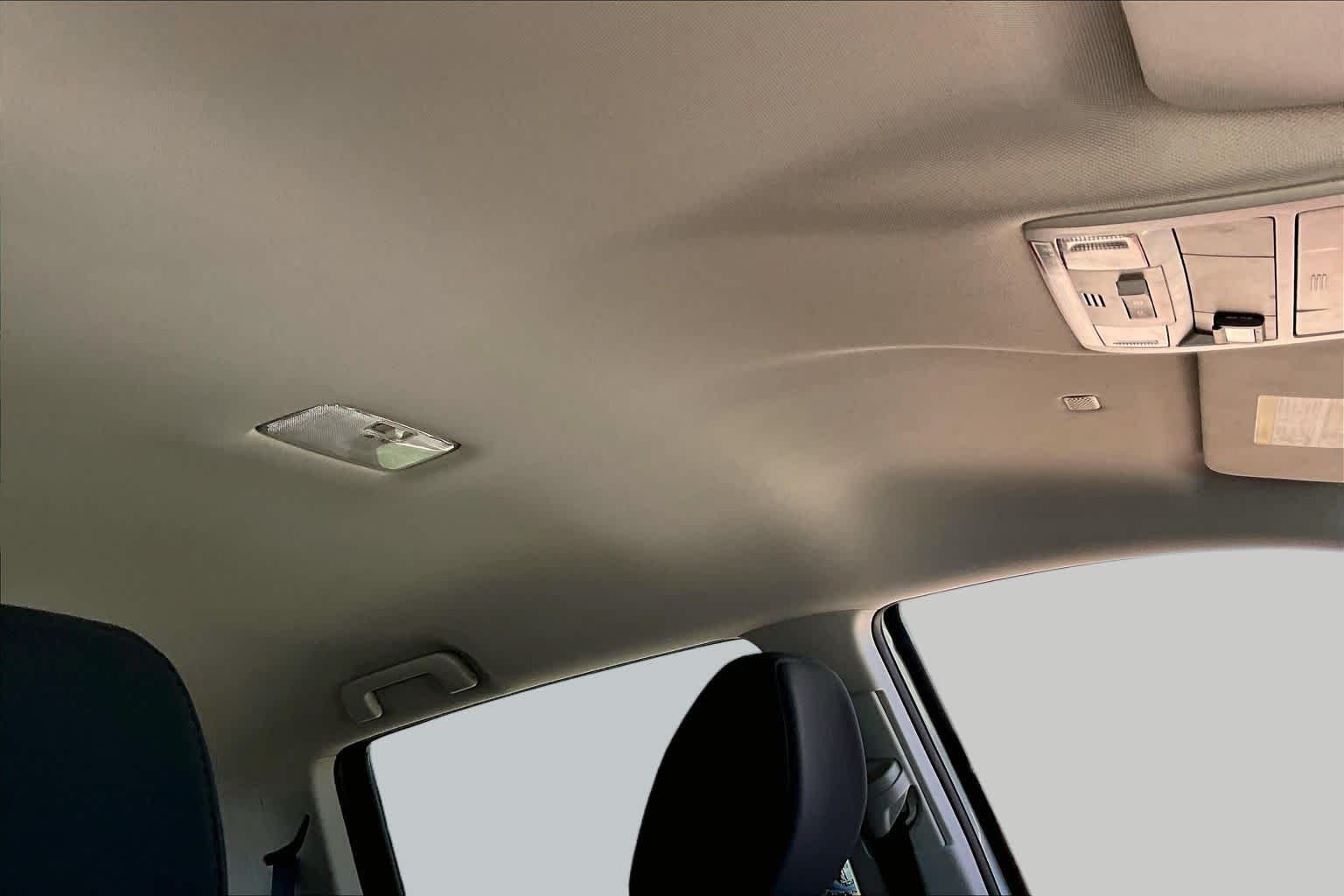 Used 2020 Super White Toyota SR5 image 14