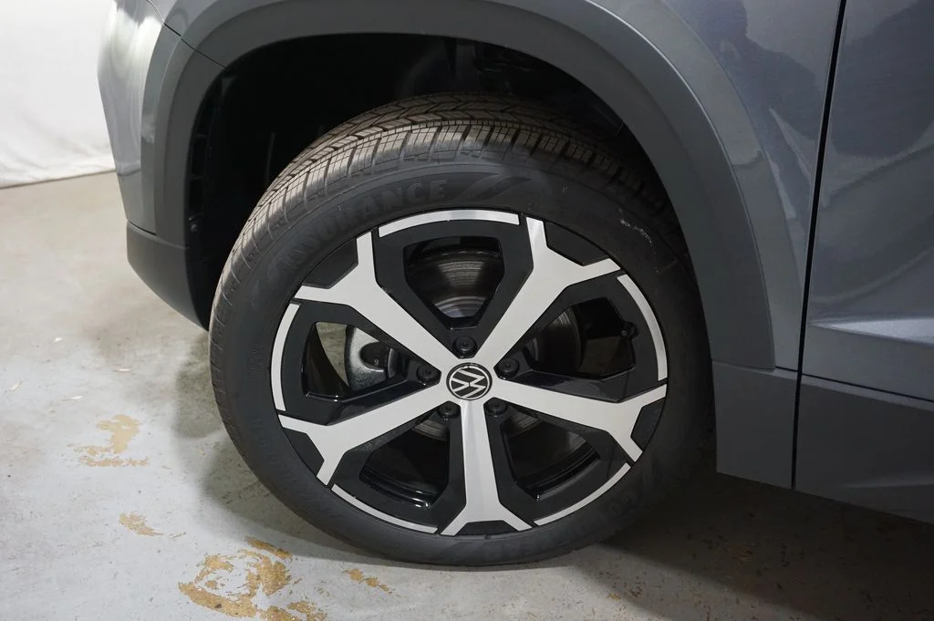 New 2026 Gray Volkswagen 1.5T SEL image 26