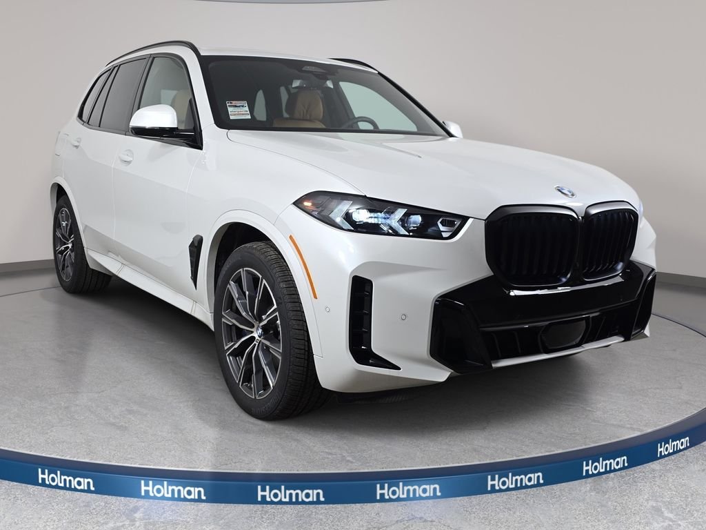 New 2026 Mineral White Metallic BMW xDrive40i image 3