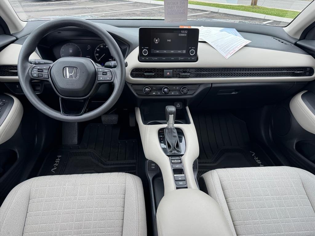 Certified Used 2025 Lunar Silver Metallic Honda AWD LX image 13