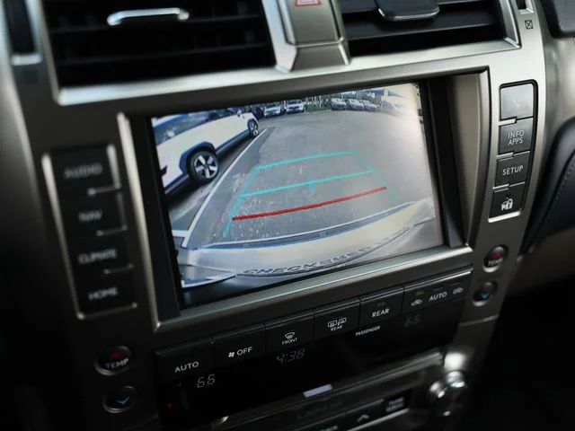 Used 2020 Silver Lexus 460 image 38